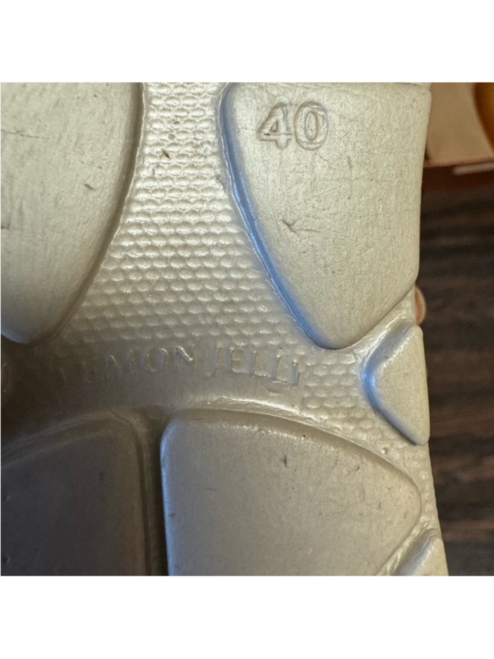 Vionic Cream Slide Mules - Picture 6 of 6